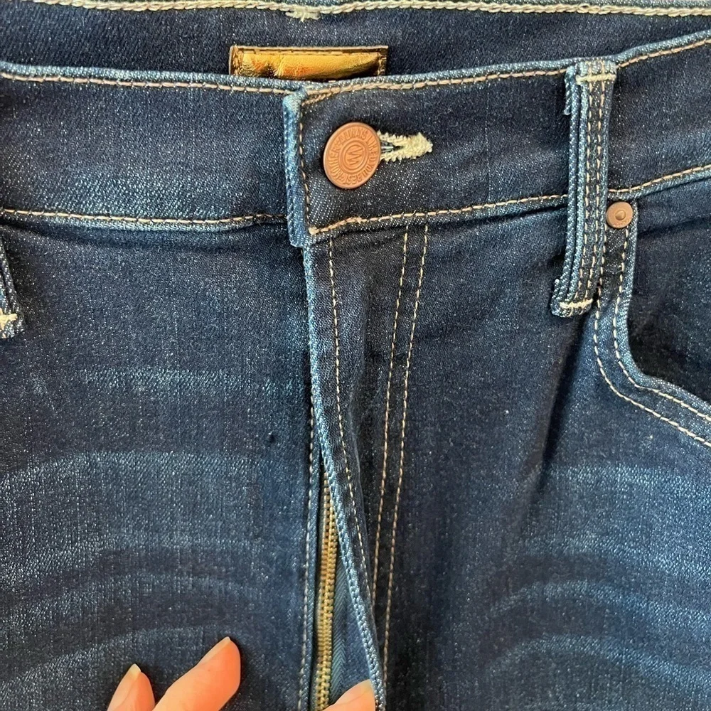 MOTHER HIGH WAISTED DOUBLE RIDER SKIMP JEANS OFF LIMITS